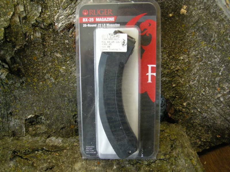 lot 33 image: Ruger 25 Round .22 LR Magazine