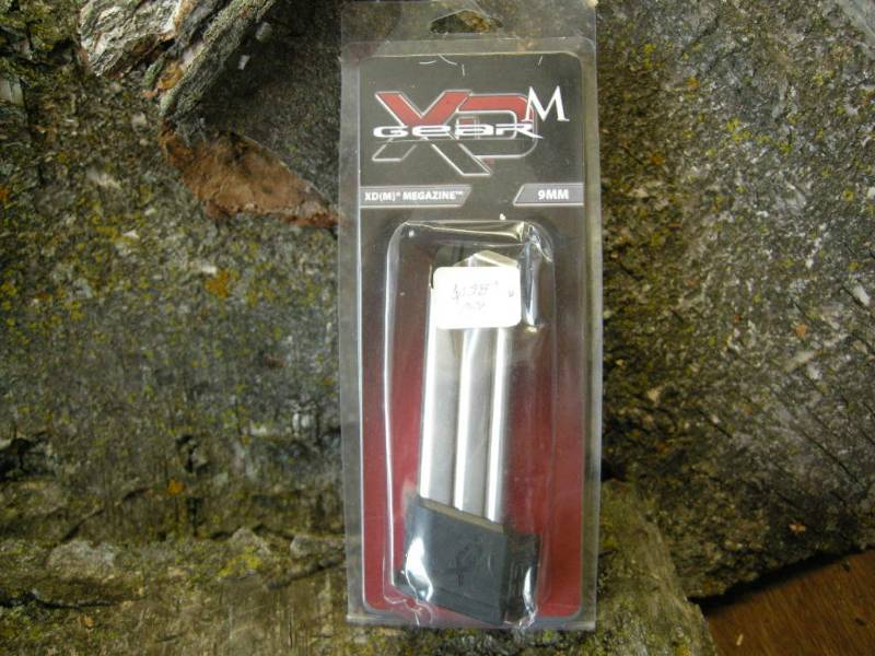 lot 39 image: XDGear 9mm Megazine