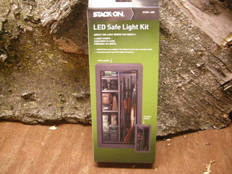 lot 56 image: Stack-On LED Safe Light Kit