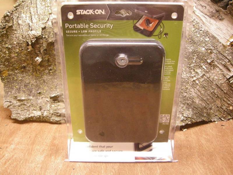 lot 101 image: Stack-On Portable Security