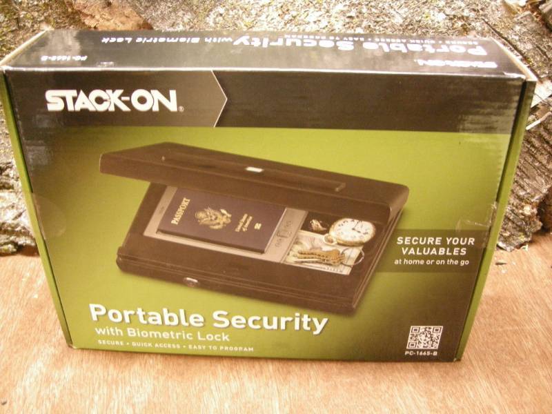 lot 104 image: Stack-On Portable Security with Biometric Lock