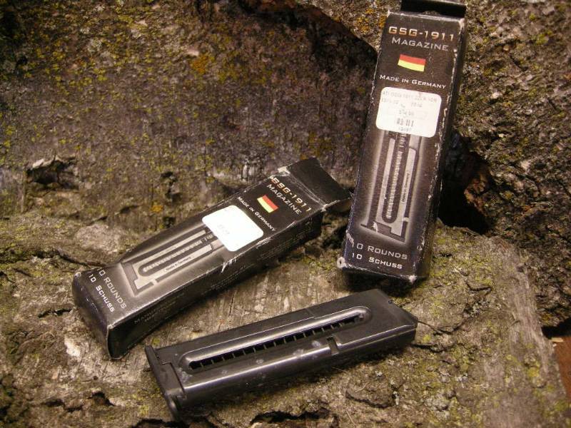 lot 118 image: 2 GSG-1911 .22LR Magazines
