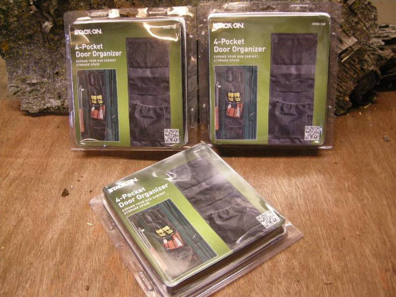 lot 124 image: 3 Stack-On 4 Pocket Door Organizers
