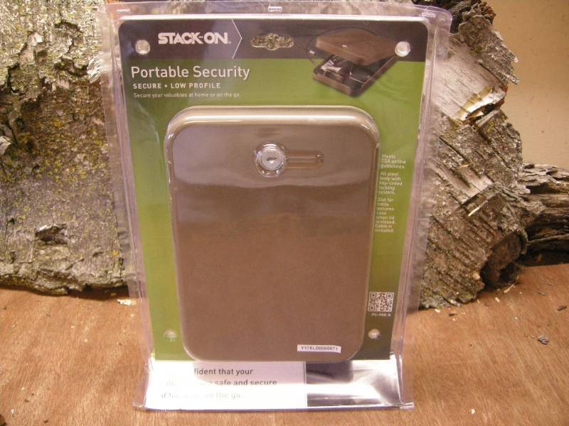 lot 126 image: Stack-On Portable Security
