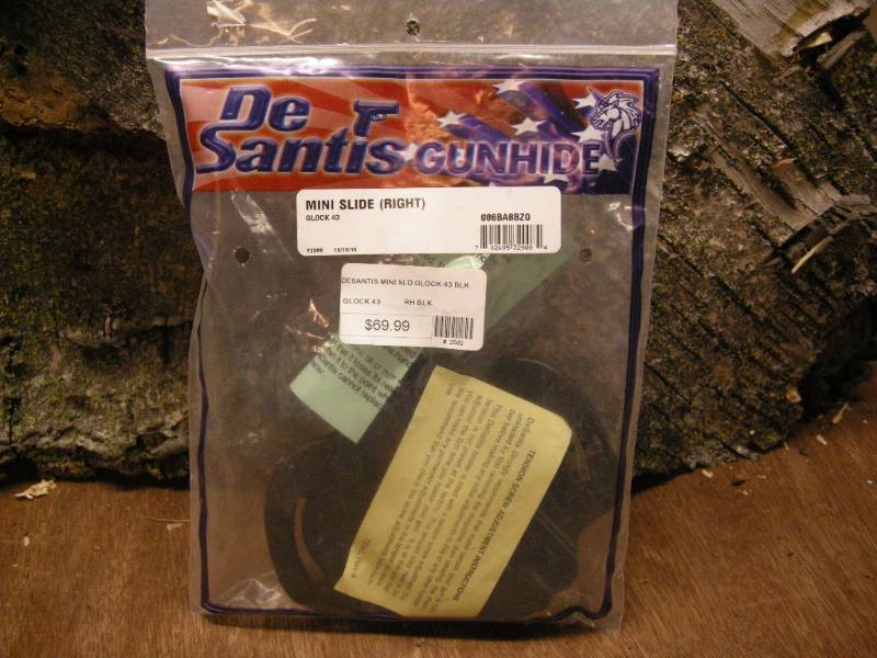 lot 146 image: DeSantis Minislide Glock 43 Holster