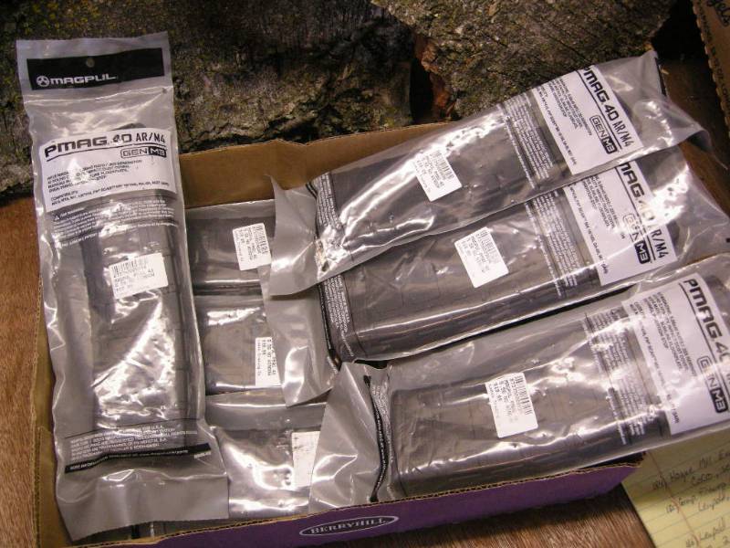 lot 189 image: 7 Magpul Pmag 40 ARM4 Magazines