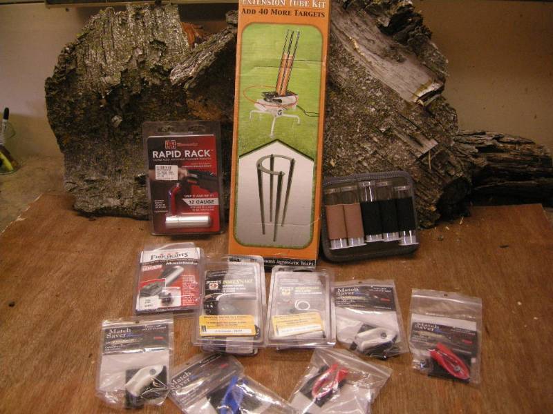 lot 203 image: Shotgun Items
