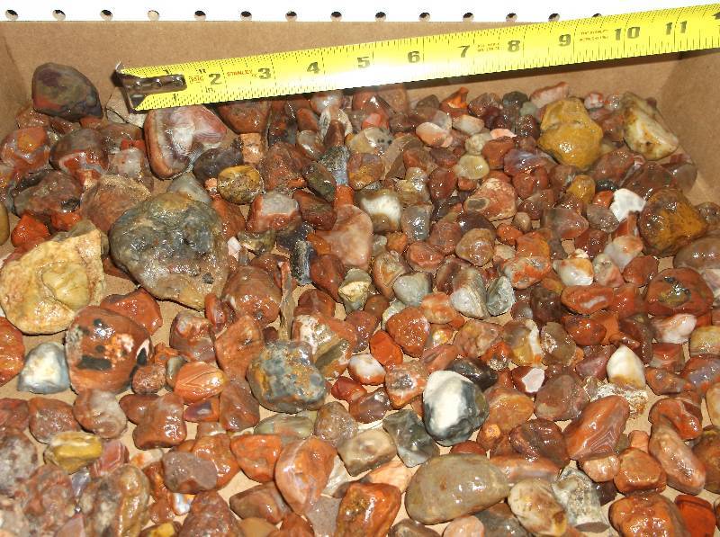 AGATES