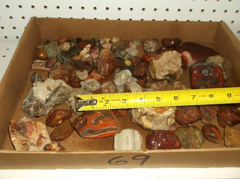 AGATES