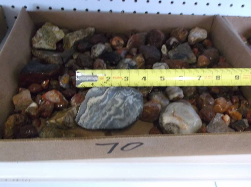 AGATES