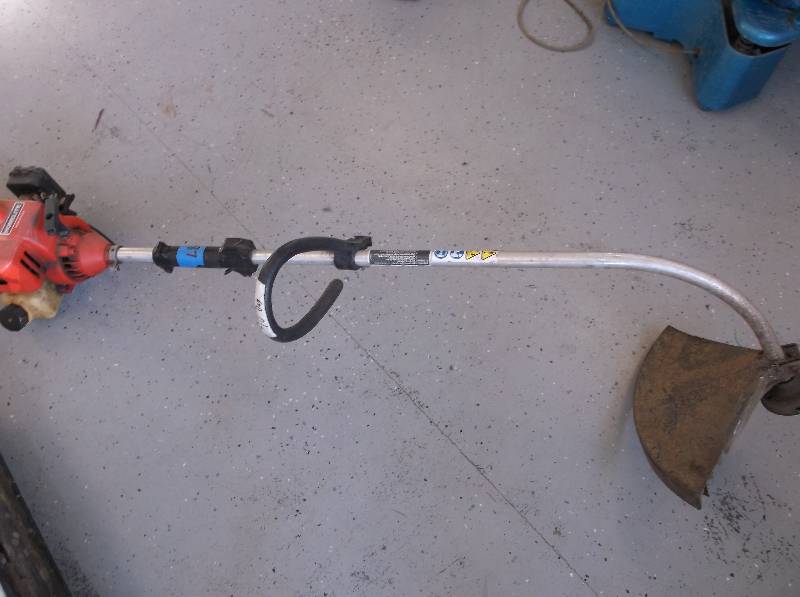 HOMELITE WEED TRIMMER