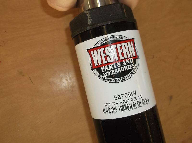 WESTERN SNOW PLOW HYDRAULIC CYLINDER