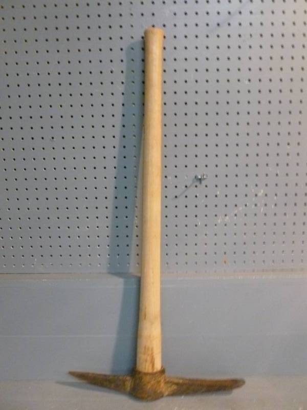 Pick Ax