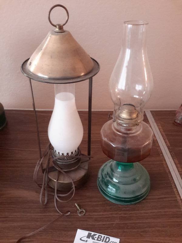 lot 63 image: 1 Kerosene lamp, 1 Kerosene Lookalike lamp