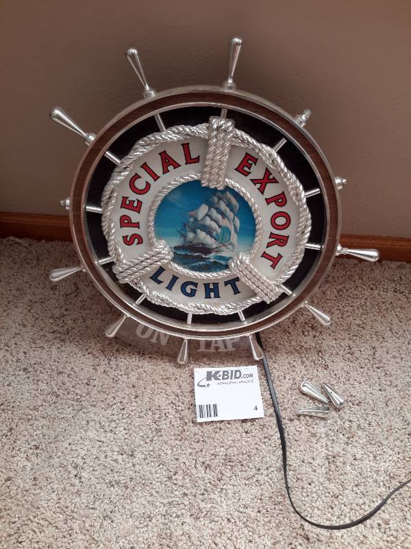 lot 4 image: Special Export, Decorative Light Up Sign