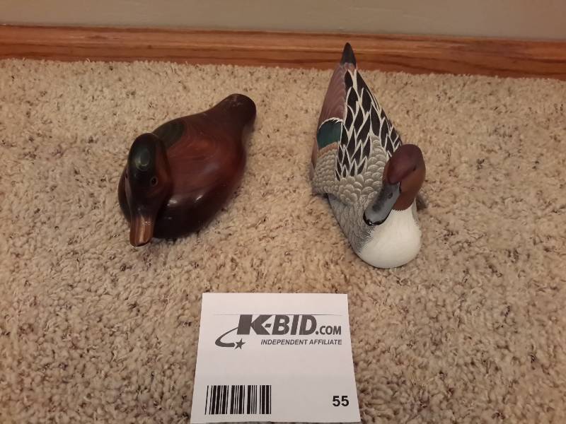 lot 55 image: 2 Smaller Beautiful Wooden Ducks