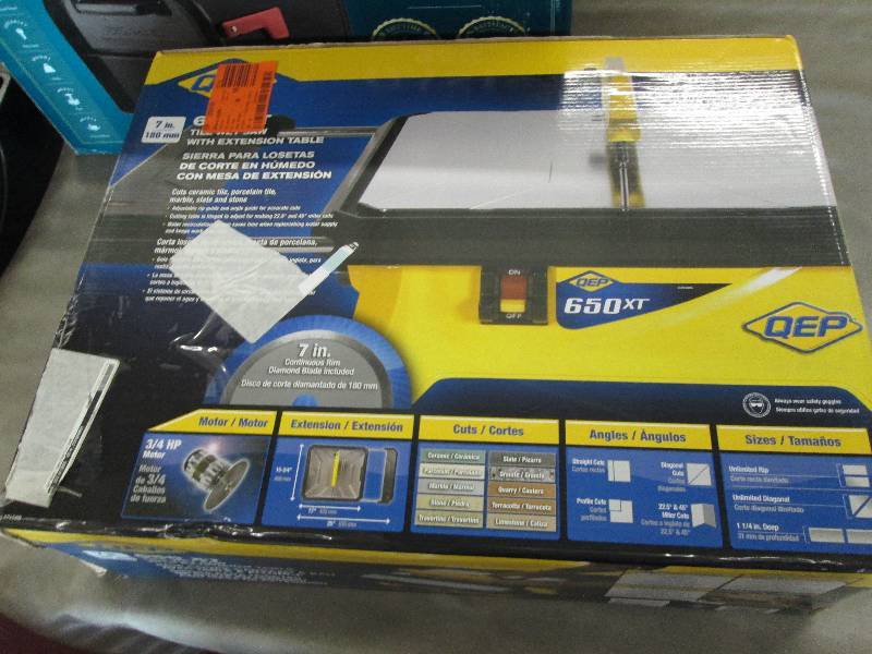 lot 14 image: QEP 650XT 34 HP Wet Tile Saw with ...