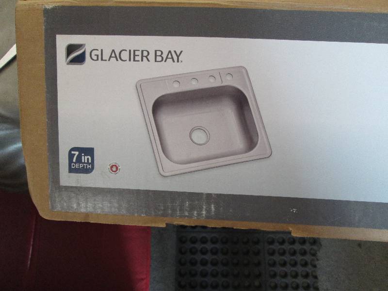 lot 36 image: Glacier Bay Drop-In Stainless Steel...