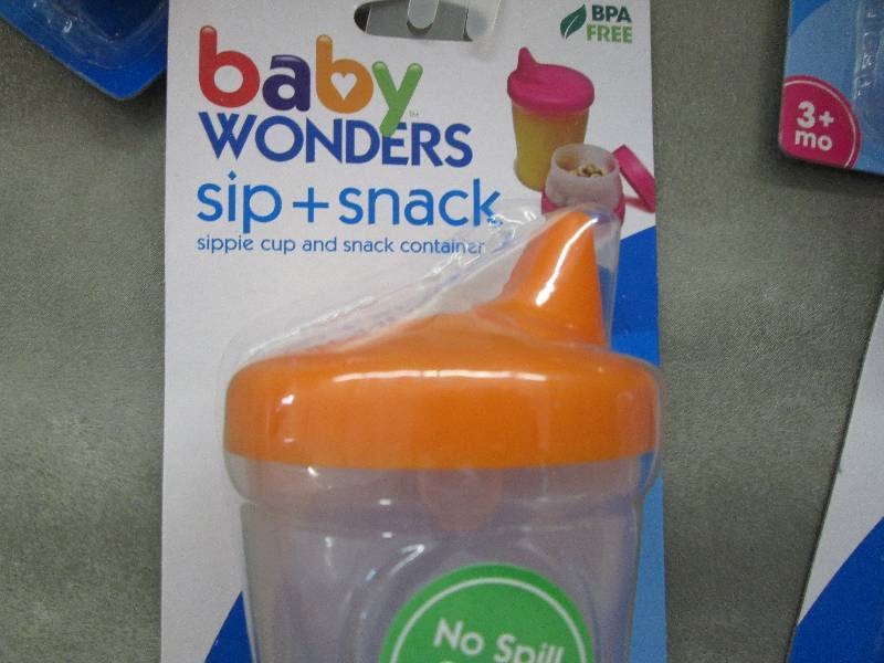 lot 115 image: Lot of 6 Baby Wonders Sip & Snack C...