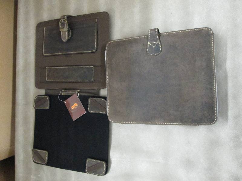lot 134 image: Lot of 2 Canyon Bear Canyon Tablet ...