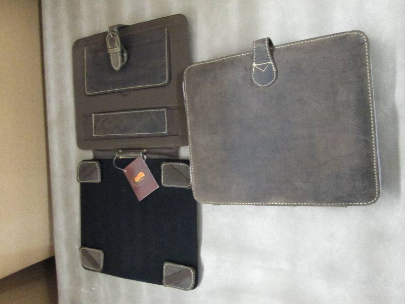lot 135 image: Lot of 2 Canyon Bear Canyon Tablet ...