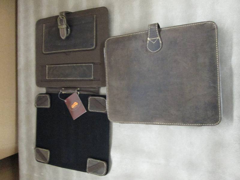 lot 136 image: Lot of 2 Canyon Bear Canyon Tablet ...