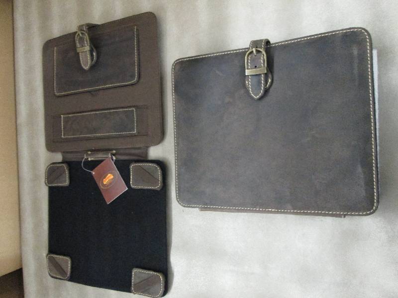lot 141 image: Lot of 2 Canyon Bear Canyon Tablet ...