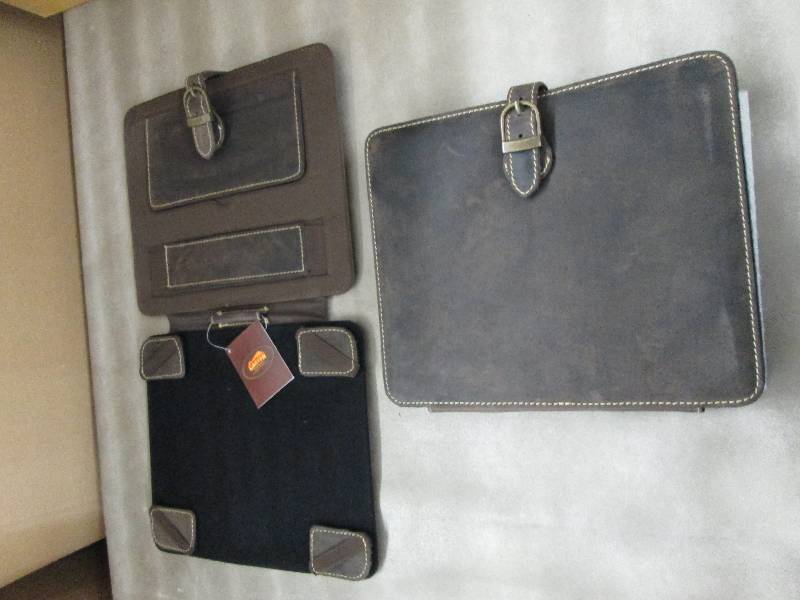 lot 142 image: Lot of 2 Canyon Bear Canyon Tablet ...