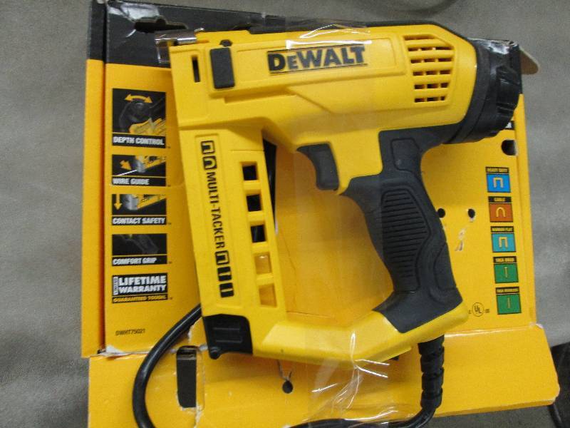 lot 160 image: Dewalt 5-in-1 Multi-Tacker and Brad...