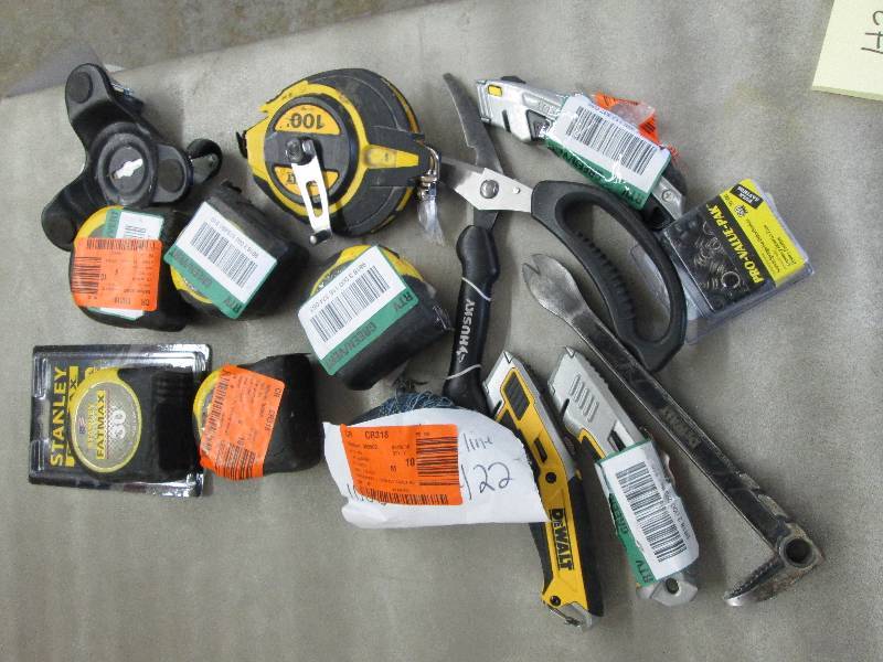 lot 190 image: Large Lot of Pre-owned Hand Tools, ...