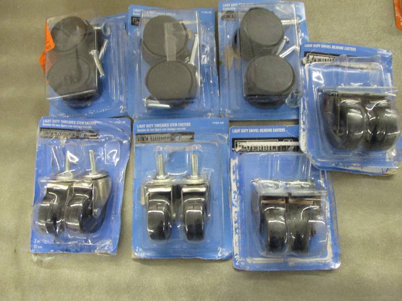 lot 230 image: Lot of 5 Everbilt Casters...
