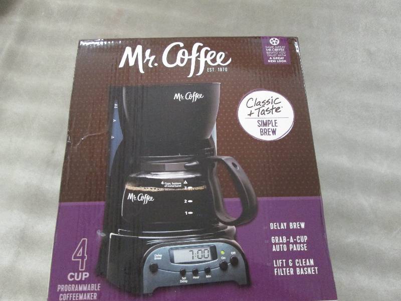 lot 280 image: Mr. Coffee 4-Cup Programmable Coffe...