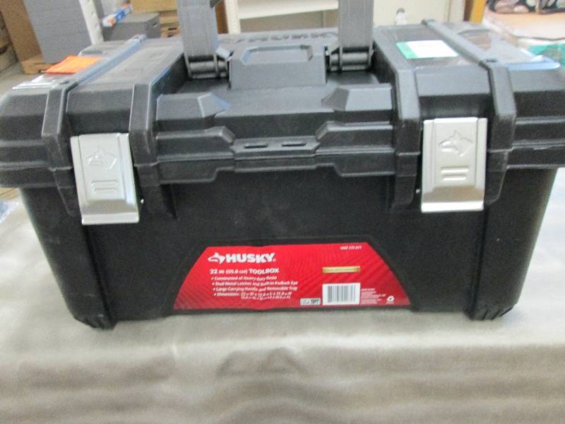 lot 329 image: Husky 22 in. Plastic Tool Box with ...