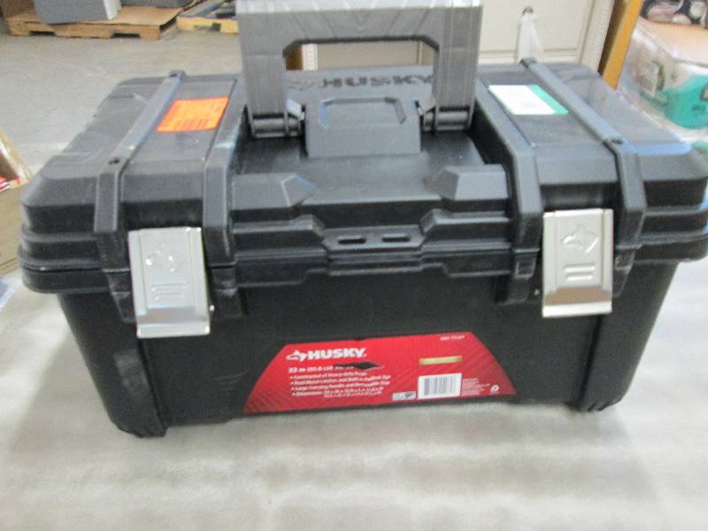 lot 330 image: Husky 22 in. Plastic Tool Box with ...