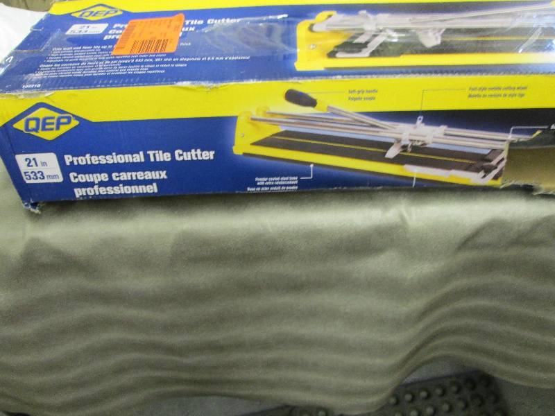 lot 333 image: QEP 21 in. Ceramic Tile Cutter open...