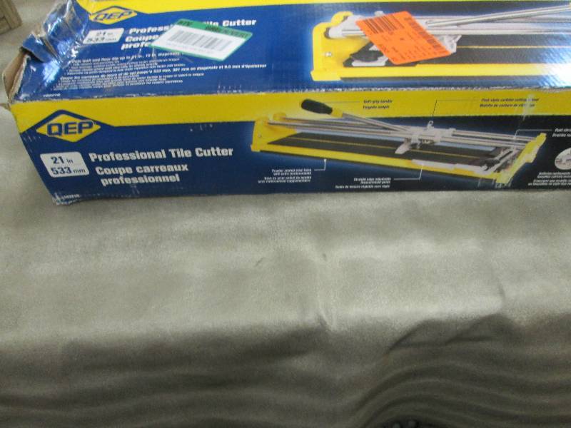 lot 334 image: QEP 21 in. Ceramic Tile Cutter open...