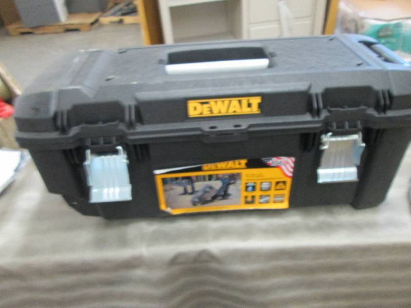 lot 345 image: Dewalt 28 in. 12 Gal.  Tool Box ope...