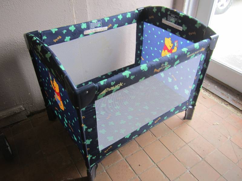 lot 15 image: Portable Winnie the Pooh Play Pen  ...