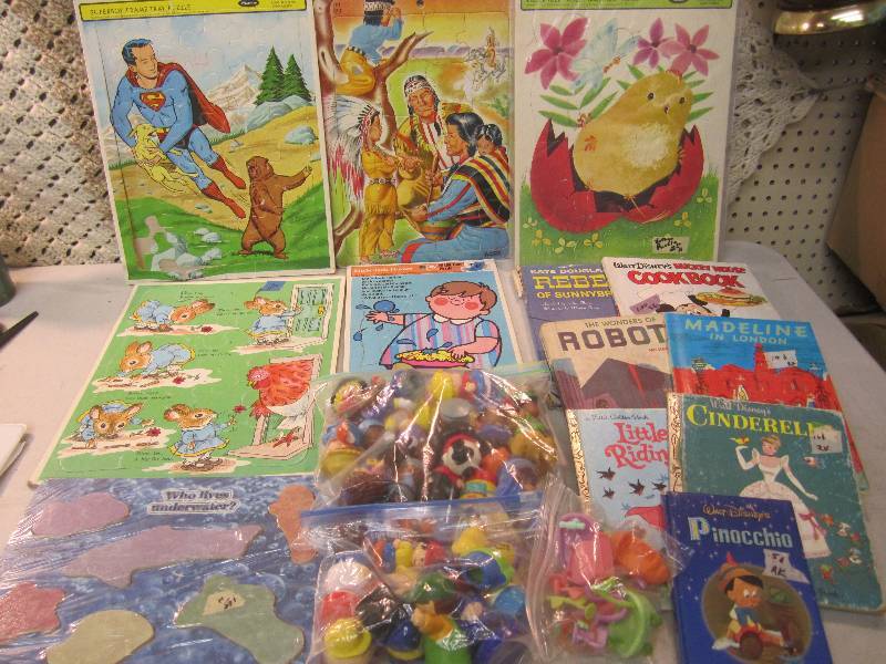 lot 26 image: Lot of Vintage Puzzles, Kids Books ...