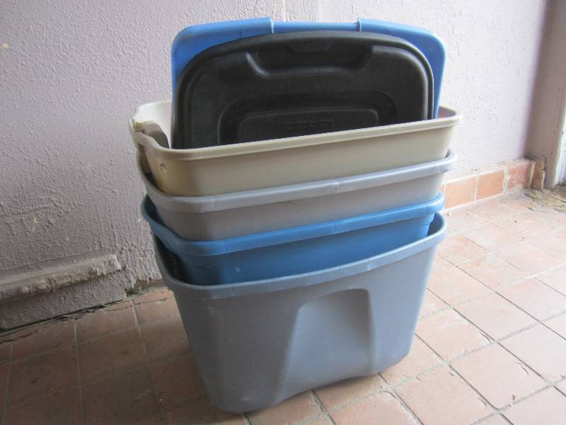 lot 52 image: Lot of 4 Plastic Totes with Mismatc...