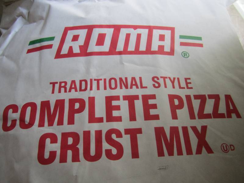 lot 89 image: 4 Bags of Roma Traditional Style Co...