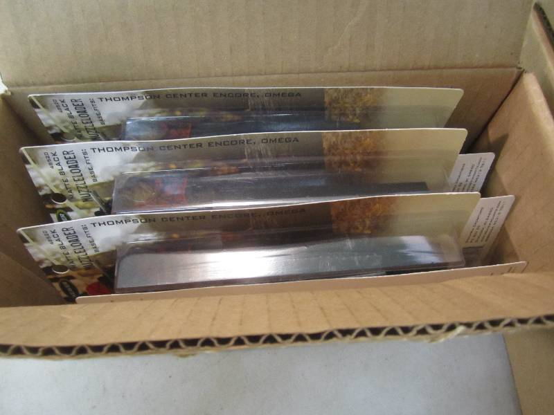lot 147 image: Box of 6 Weaver 48520 Matte Black M...