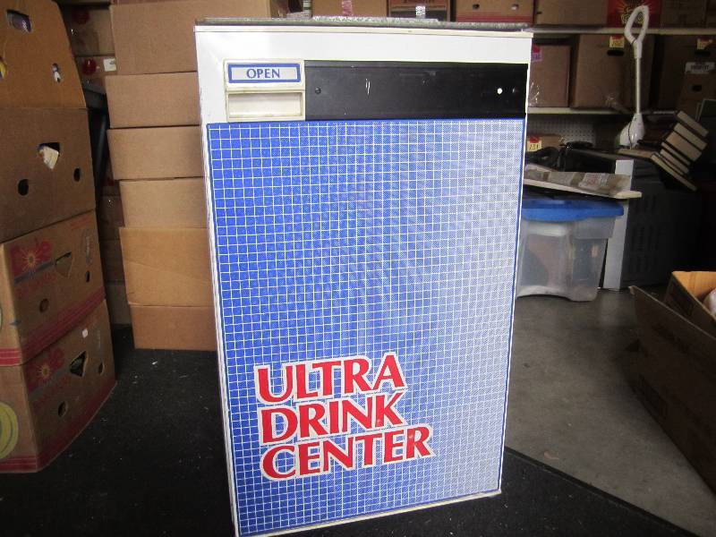 lot 177 image: Ultra Drink Center Refridgerated Po...