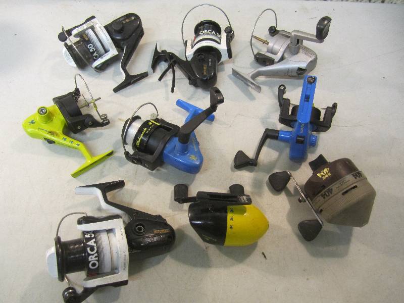 lot 190 image: Lot of 9 Misc Fishing Reels Couple ...