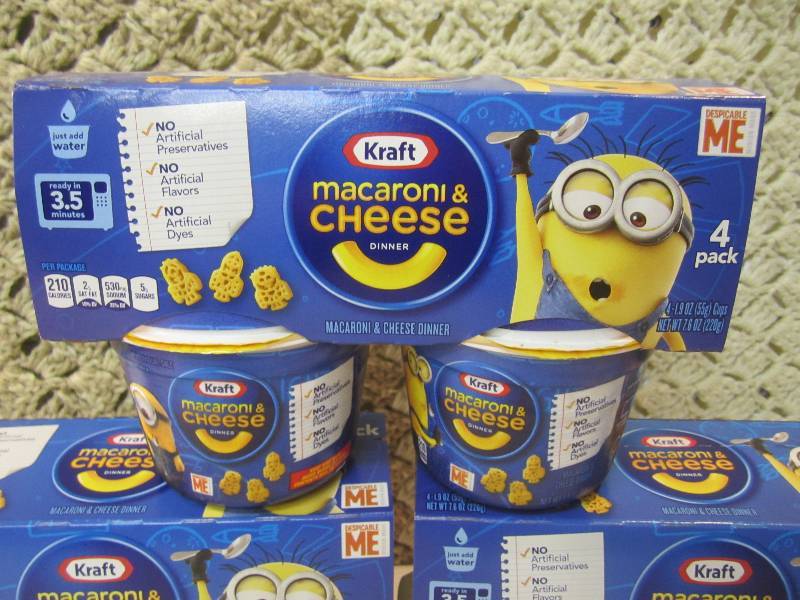 lot 234 image: 3 - 4 packs Kraft Macaroni & Cheese...