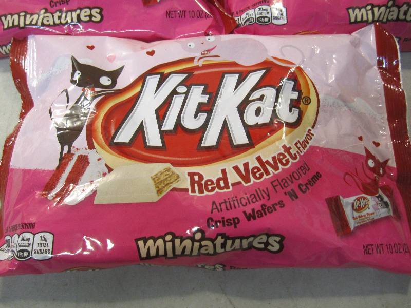 lot 250 image: 3 Bags Kit Kat Red Velvet Flavor Mi...