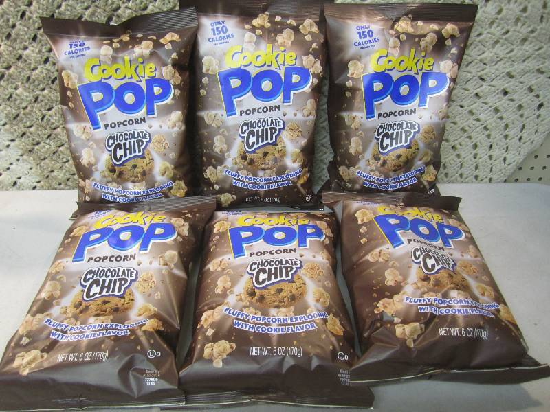 lot 259 image: 6 Bags of Cookie Pop Popcorn Chocol...