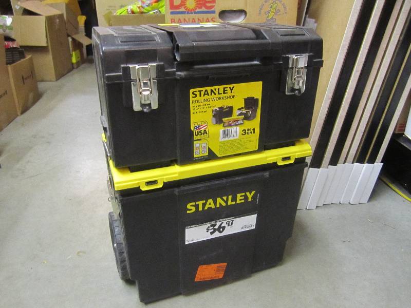 lot 282 image: Stanley Rolling Workshop 3 in 1 Too...