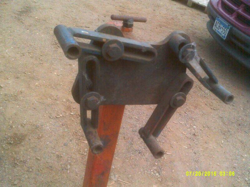 lot 25 image: MOTOR HOLDER