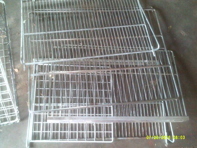 lot 44 image: METAL BASKETS AND RACKS